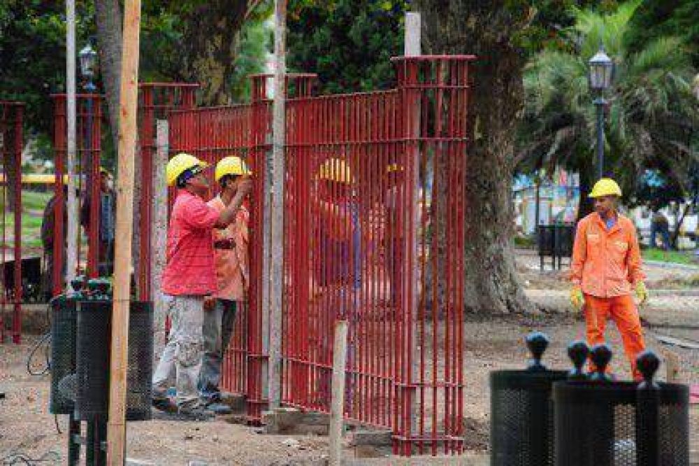 Rejas en Parque Lezama: no se consult� a expertos en patrimonio