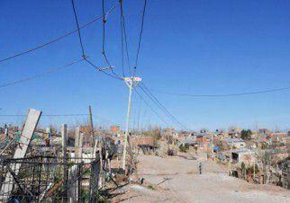 CALF sale a perseguir a los que se �cuelgan� de la luz 