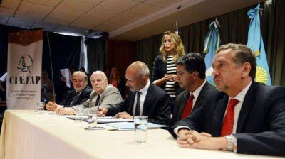 Buzzi y Capitanich relanzaron el CIEFAP con una inversi�n de 23 millones de pesos