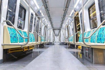 La l�nea D prueba sus nuevos coches con aire acondicionado