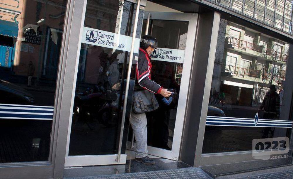 Gas: Camuzzi dice estar �en rojo� y pide aumento de $9