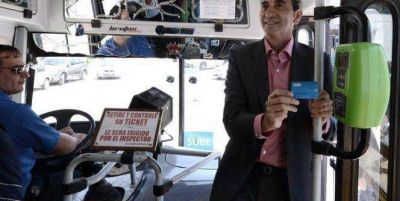 RANDAZZO REALIZAR� HOY S�BADO ANUNCIOS SOBRE LA TARJETA SUBE EN MAR DEL PLATA
