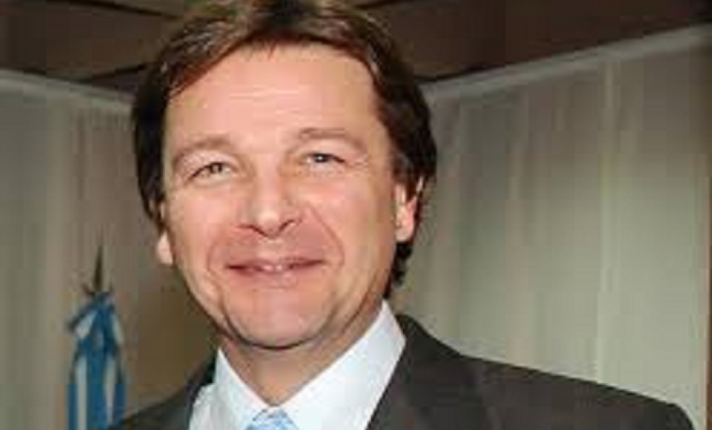 CROVELLA: �SE EST�N REFACCIONANDO 120 ESTABLECIMIENTOS EDUCATIVOS EN FORMA SIMULTANEA�