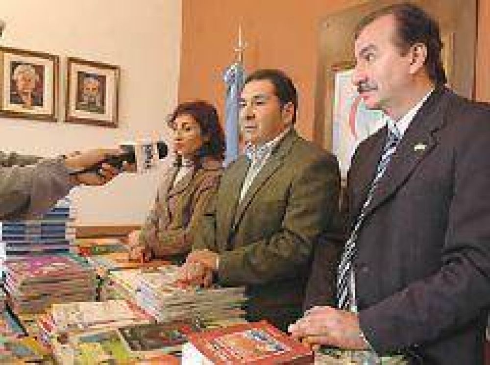 El jueves evaluar�n si el receso escolar se extiende una semana m�s