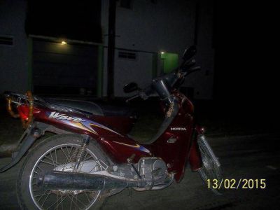 Quiso robar una moto y en plena fuga bale� el auto de un vecino
