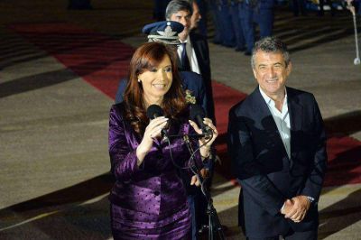 Urribarri critic� la imputaci�n a Cristina y denunci� intento de desestabilizaci�n