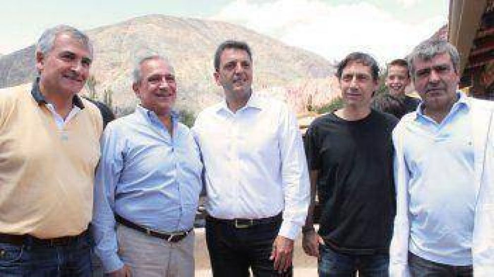 Cano se reuni� con Massa y Romero en una cumbre antioficialista
