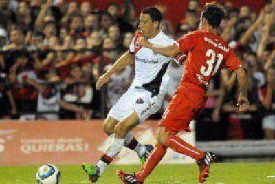 Independiente sufri�, en el debut, para ganarle en Rosario a Newell�s