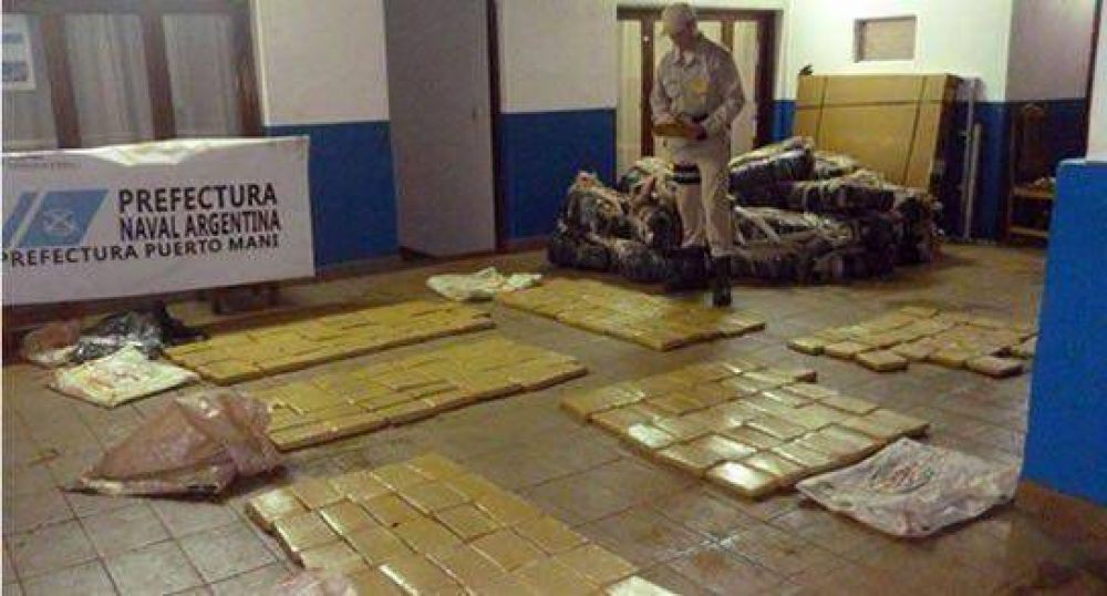 Secuestran m�s de una tonelada de droga