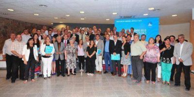 Poggi aprob� obras por m�s de $42 millones para infraestructura en el interior provincial