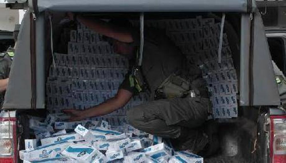 Gendarmer�a confisc� cerca de 30 mil paquetes de cigarrillos ilegales