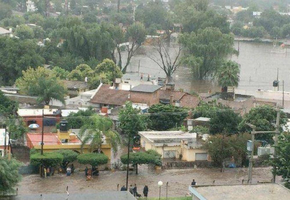 Temporal en C�rdoba: el gobierno nacional envi� asistencia a los afectados