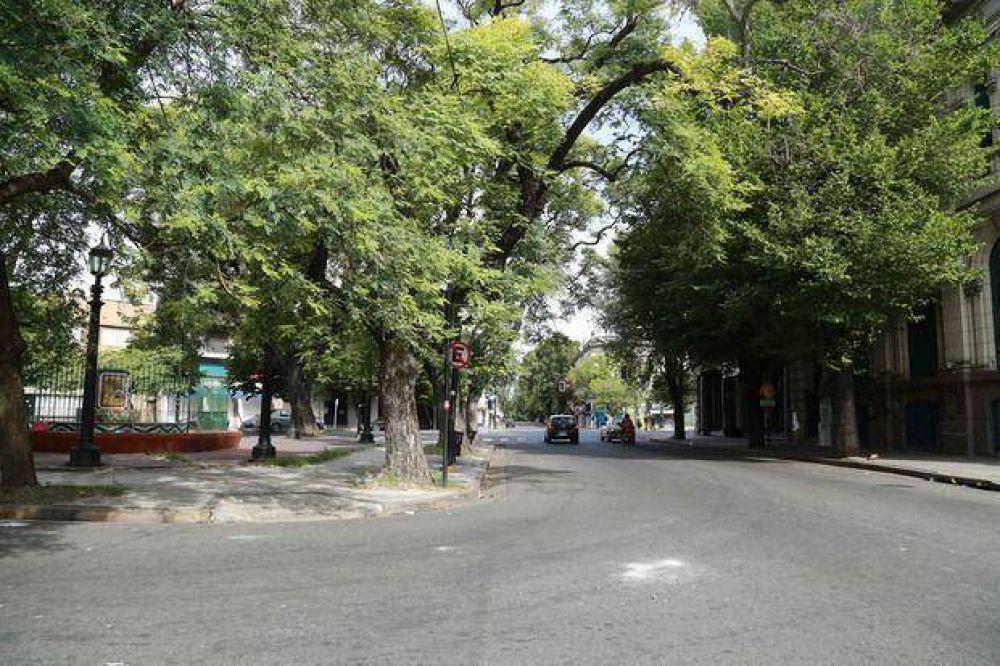 Ciudad desierta por el fin de semana �extra large�