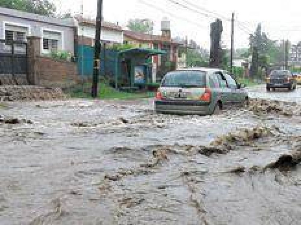 Tormentas y evacuados