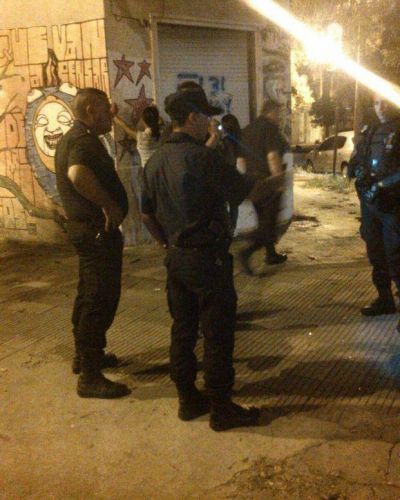 Demoran a tres travestis en la zona roja platense