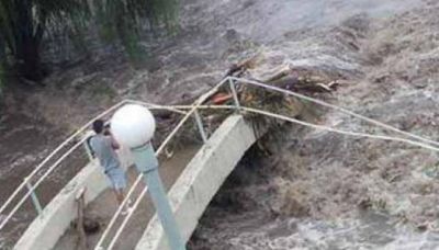 Sierras Chicas vivi� 15 horas bajo el agua