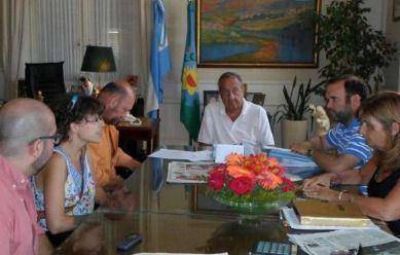 El Municipio firm� el contrato para realizar las obras en la red de gas de la Escuela 47