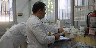 Los hospitales y centros de salud son abastecidos con insumos y medicamentos