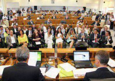 La oposici�n, cr�tica por el discurso �agresivo� de Pechi 