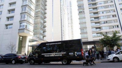 Hallaron un cuerpo calcinado frente al edificio en el que viv�a el fiscal Nisman