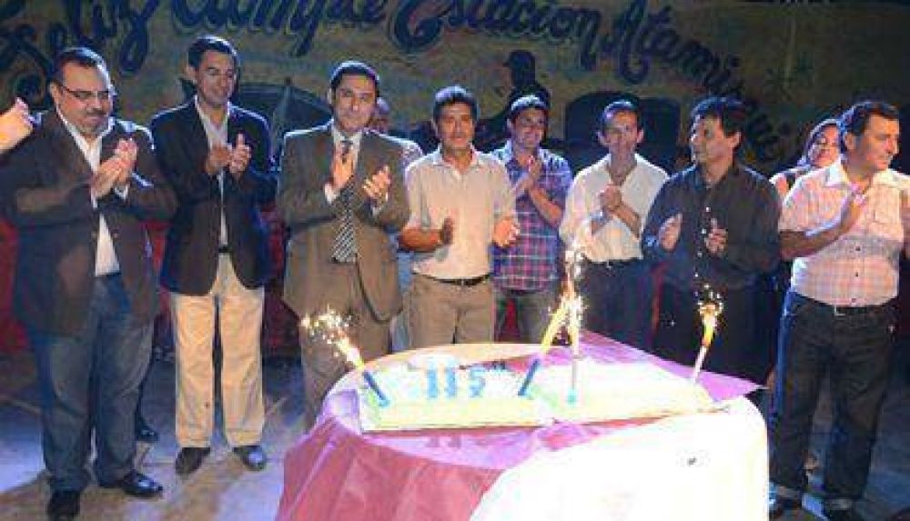 Silva Neder encabez� los festejos de Estaci�n Atamisqui y de Chilca Juliana