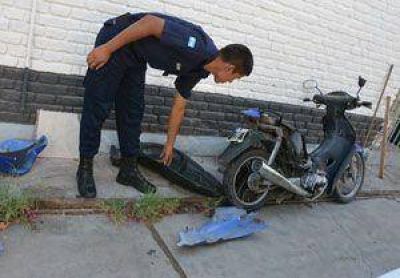 Un motociclsta muri� tras impactar con un cami�n