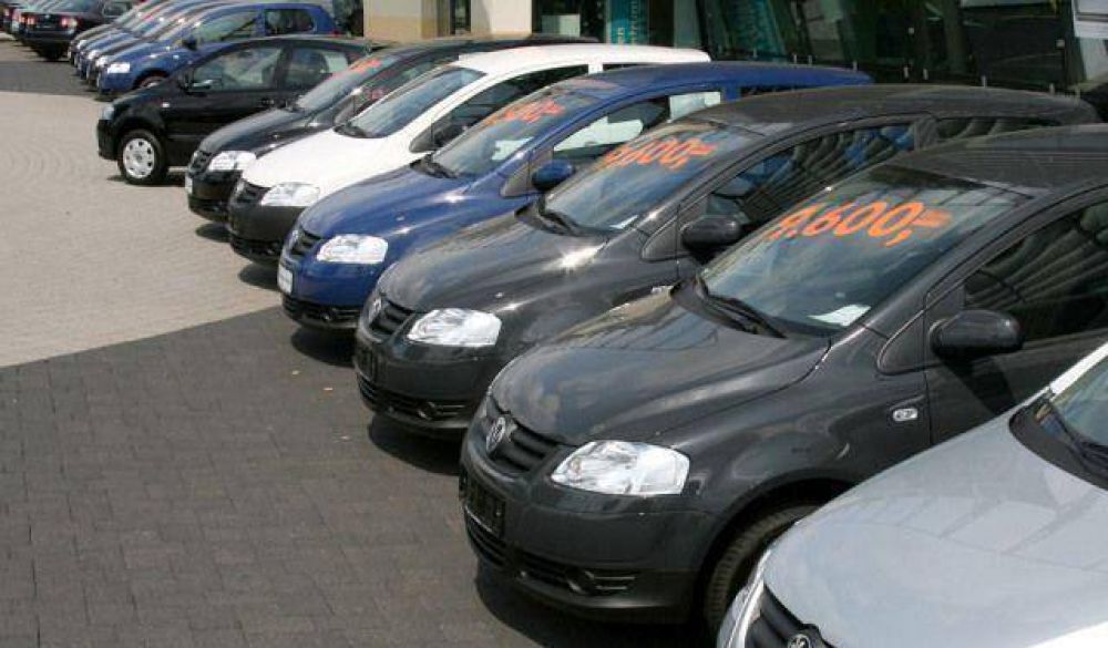 En enero, la venta de autos usados cay� 9,49% en la provincia