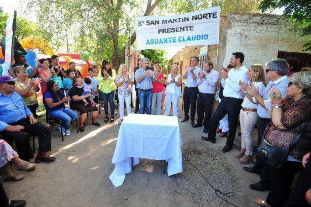 Casi 300 familias de los barrios San Mart�n, Anexo y Norte, podr�n escriturar sus viviendas