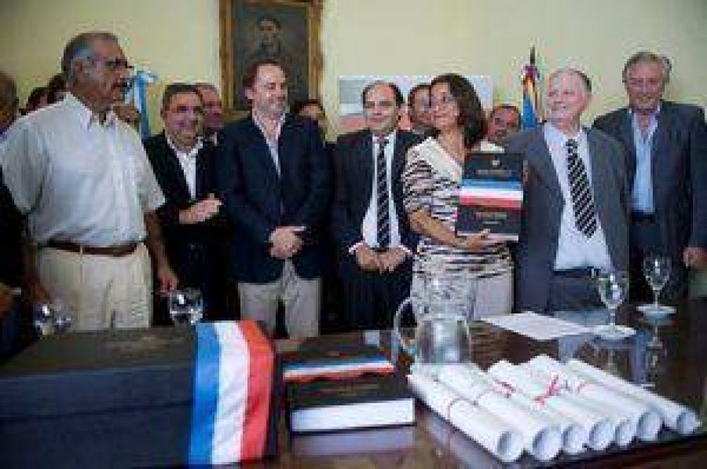 La reforma de la Constituci�n se tratar� primero en el Senado