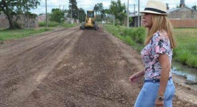 Ayala recorri� el barrio UOM y escuch� a los vecinos de la zona
