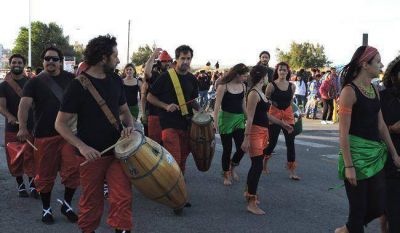 Madryn, Trelew y Playa Uni�n disfrutan a pleno los carnavales