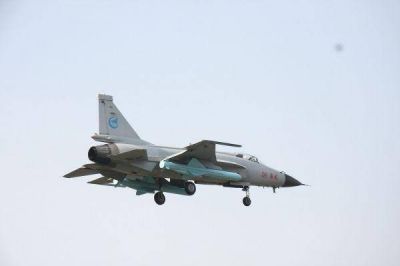 Argentina negocia la compra de 20 poderosos aviones que podr�an llegar a Malvinas 