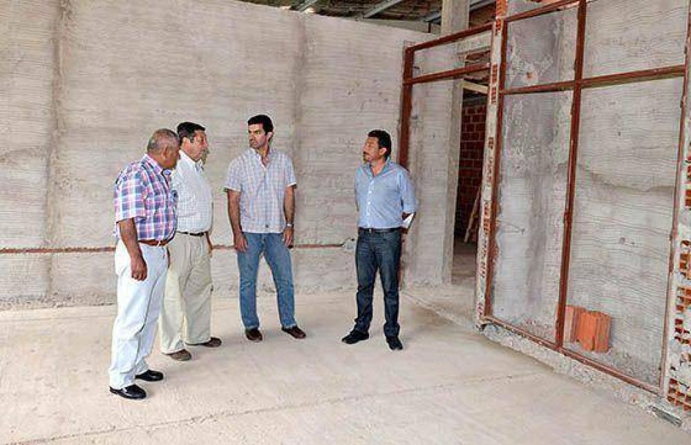 La Provincia desarrollar� obras educativas por m�s de $33 millones en Joaqu�n V. Gonz�lez