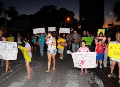 Proteccionistas marcharon en contra del maltrato animal