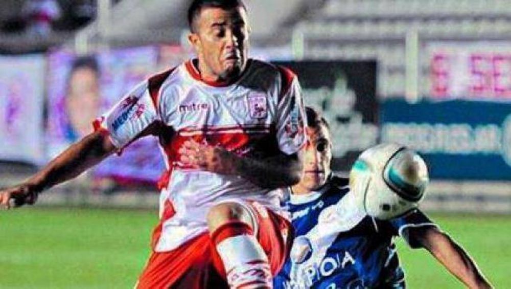 El Gallo debut� con un empate ante Deportivo Merlo