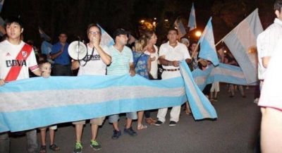 Organizaciones civiles y políticas marcharán esta noche por Nisman