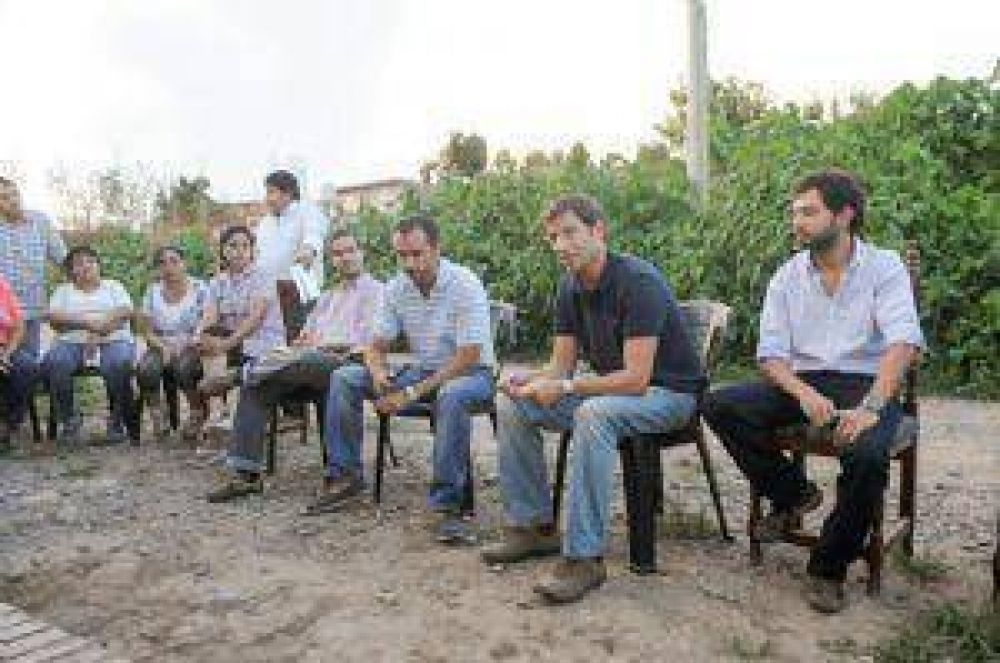 David propone que la oposici�n est� al frente de los organismos de control municipal
