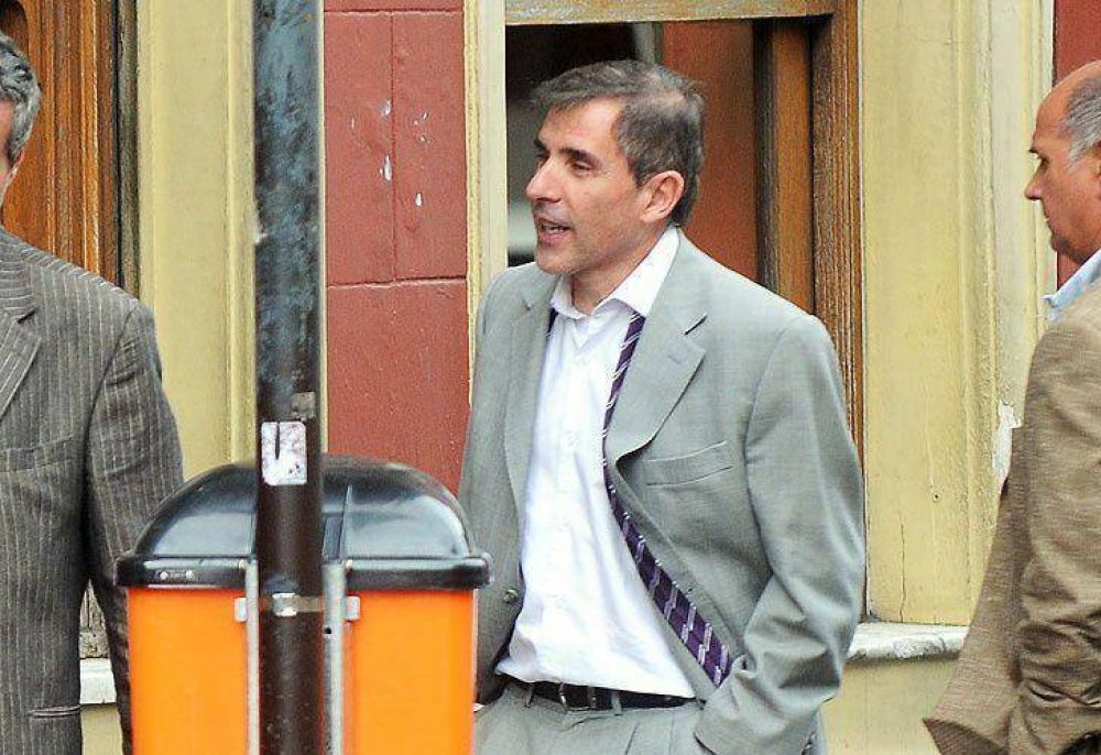 El kirchnerismo convoca al fiscal Pollicita al Congreso para explicar la imputaci�n a Cristina