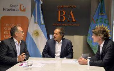 Seguridad urbana: Scioli firm� convenio con Descalzo