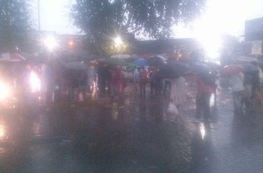 Escasa participaci�n en el 18F de Villa Ballester y San Mart�n