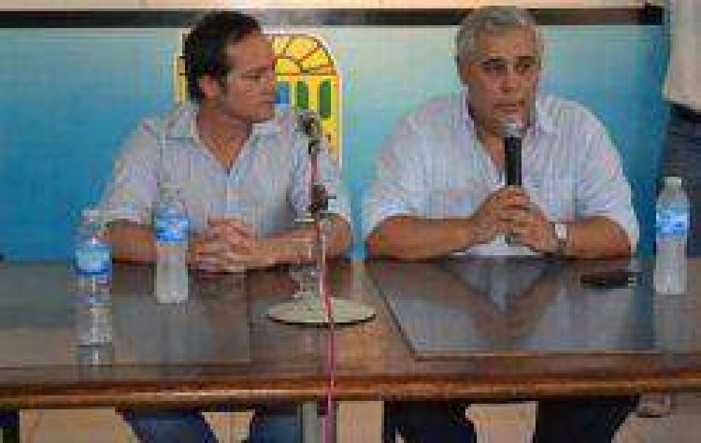 PJ: R�os y Camau, con tel�fono cortado y la interna judicializada