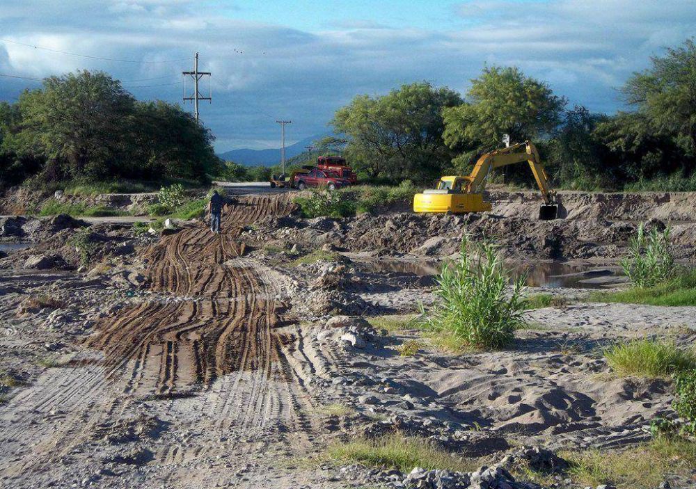 Colocar�an un puente ferroviario para solucionar el paso del r�o Santa Cruz