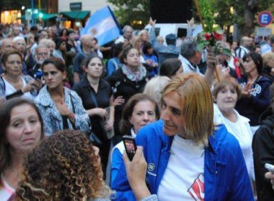 Baragiola: �El silencio es, a veces, el ruido m�s poderoso que puede tener un pueblo�