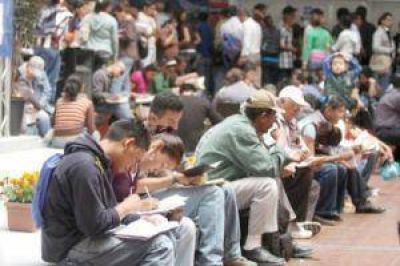Seg�n el INDEC, la desocupaci�n creci� al 6,9%