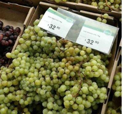 Productores �enardecidos� por los precios de la uva en los supermercados