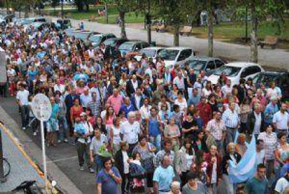 En Chivilcoy tambi�n se realiz� una marcha de silencio por Nisman