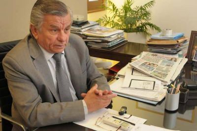El intendente dijo que har� lo necesario para que el problema de las bandas de motoqueros no avancen en la Capital