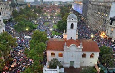 Miles de personas marcharon a un mes de la muerte de Nisman