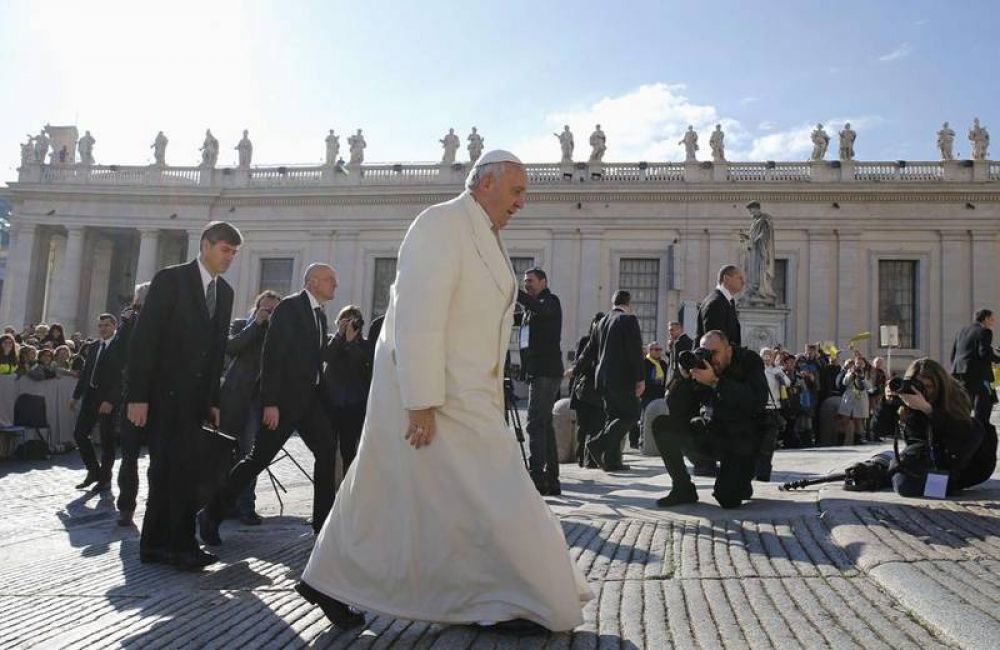 El Papa pide paz en Libia, Medio Oriente y Ucrania