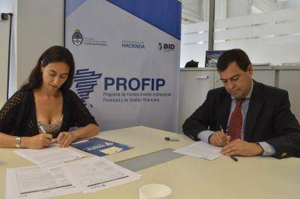 Importante firma de convenio entre el PROFIP y el Ministerio de Produccin